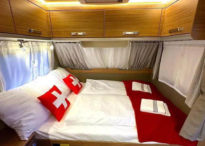 Idyllic Farm With Scenic Views And Concierge By Swisshut