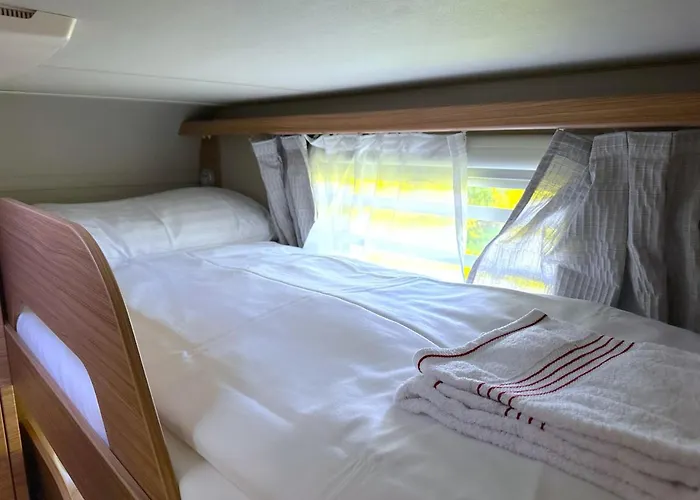 Idyllic Farm With Scenic Views And Concierge By Swisshut * Sigriswil